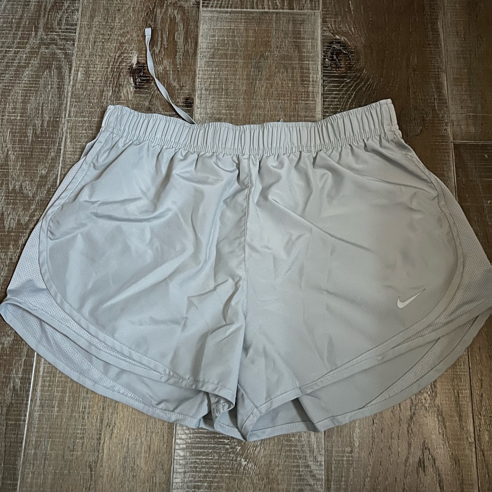 Nike Dri Fit Tempo Running Shorts - L